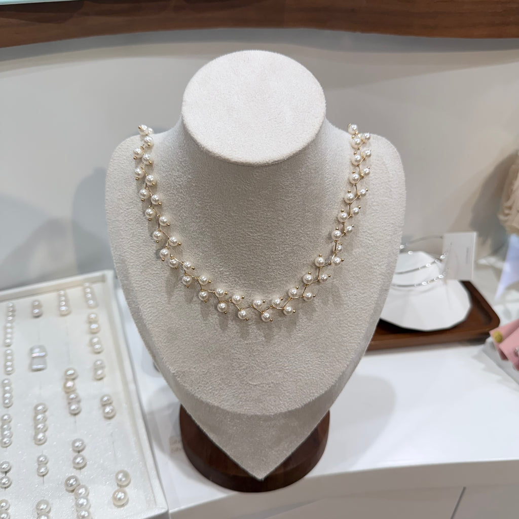 Elegant Pearl Vine Necklace - Delicate Branch Design